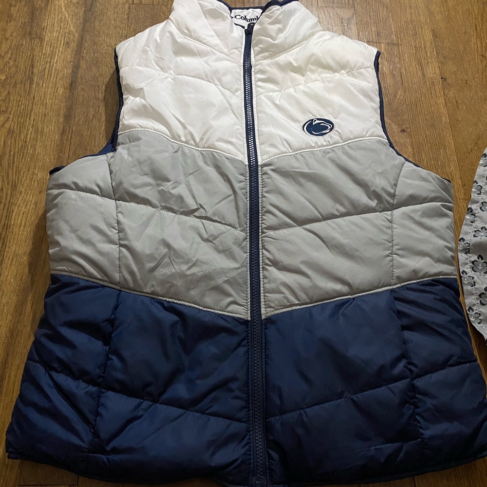 Columbia reversible vest